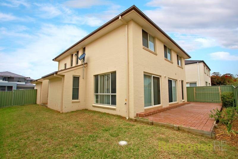8 Wattlebird Street, Glenwood Sold by ResponseRE Norwest - image 1