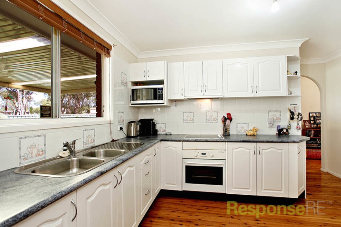 14 Barnfield Place, Dean Park Sold by ResponseRE Norwest - image 1