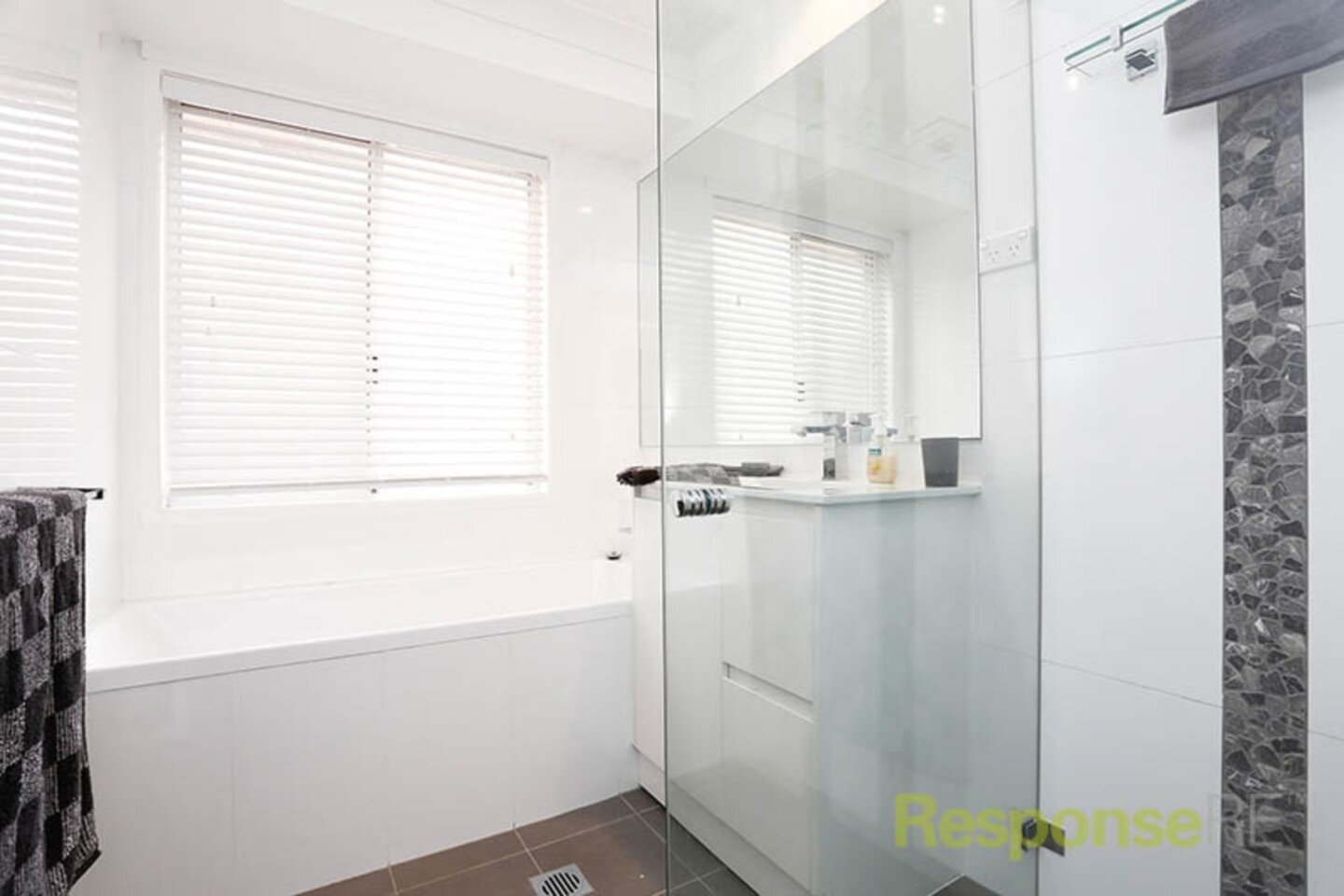 27 Barnier Drive, Quakers Hill Sold by ResponseRE Norwest - image 1