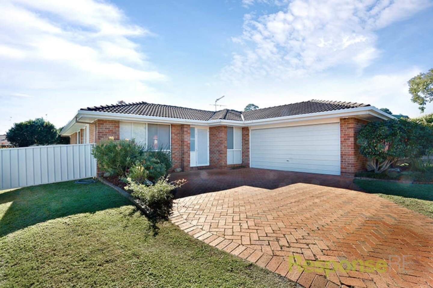 27 Barnier Drive, Quakers Hill Sold by ResponseRE Norwest - image 1