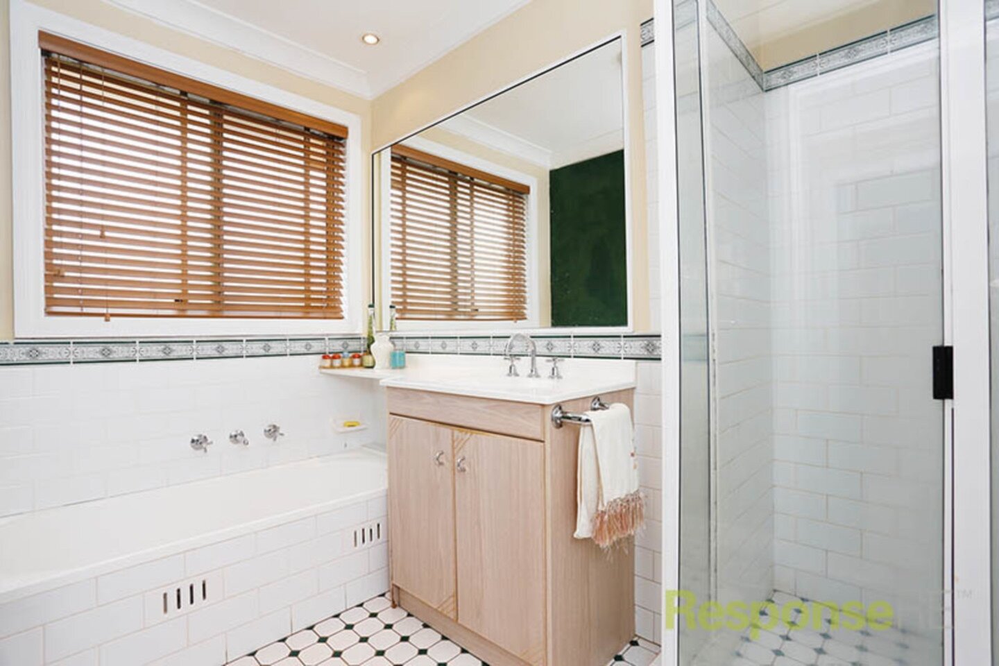 2 Alexandra Place, Glendenning Sold by ResponseRE Norwest - image 1