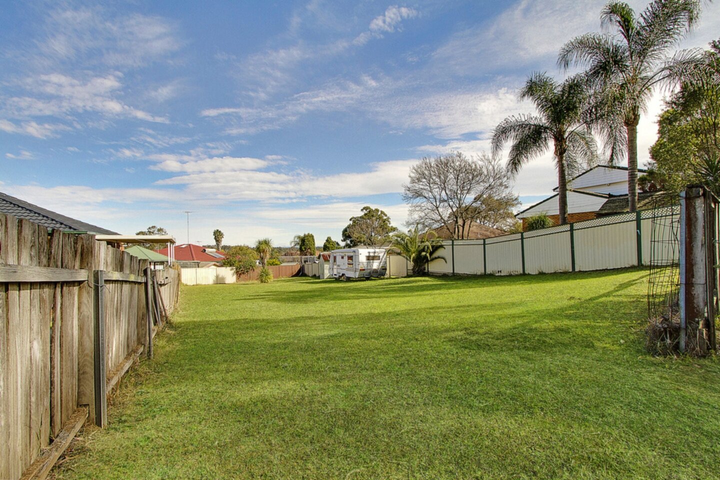 4 Nairana Drive, Marayong Sold by ResponseRE Norwest - image 1