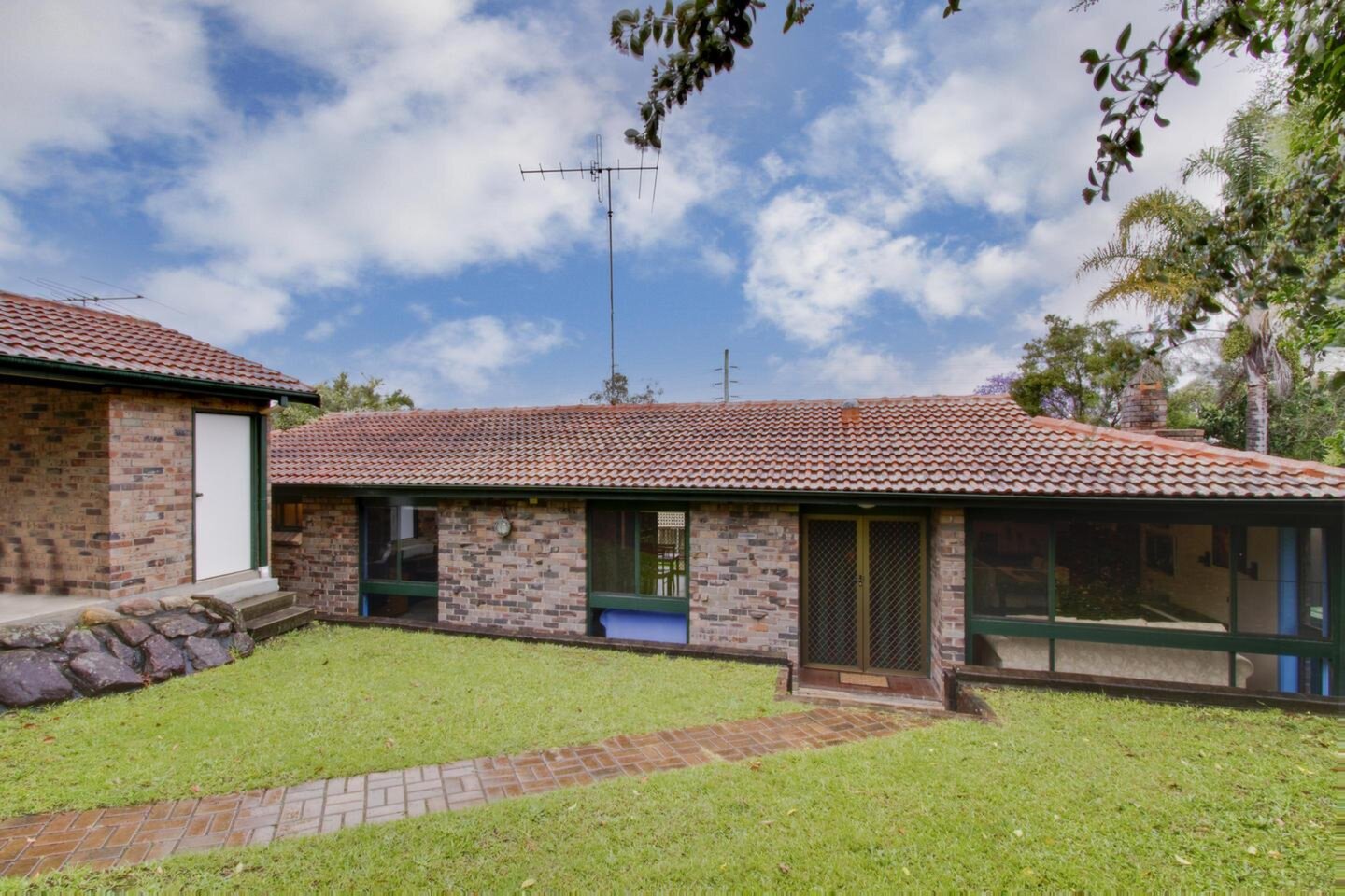 Winston Hills Sold by ResponseRE Walsh Sullivan Northmead - image 1