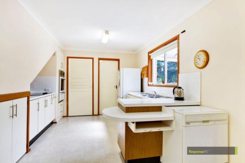 Kings Langley Sold by ResponseRE Walsh Sullivan Northmead - image 1
