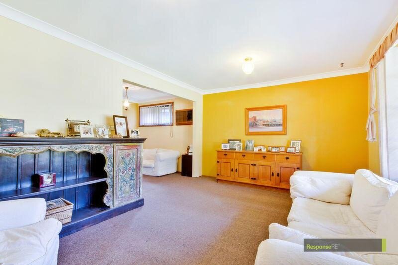Kings Langley Sold by ResponseRE Walsh Sullivan Northmead - image 1
