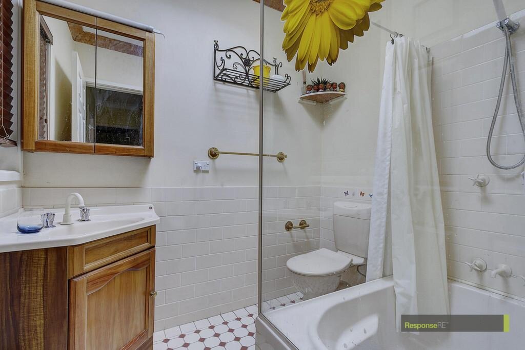 369 Old Windsor Road, Winston Hills Sold by ResponseRE Walsh Sullivan Northmead - image 1
