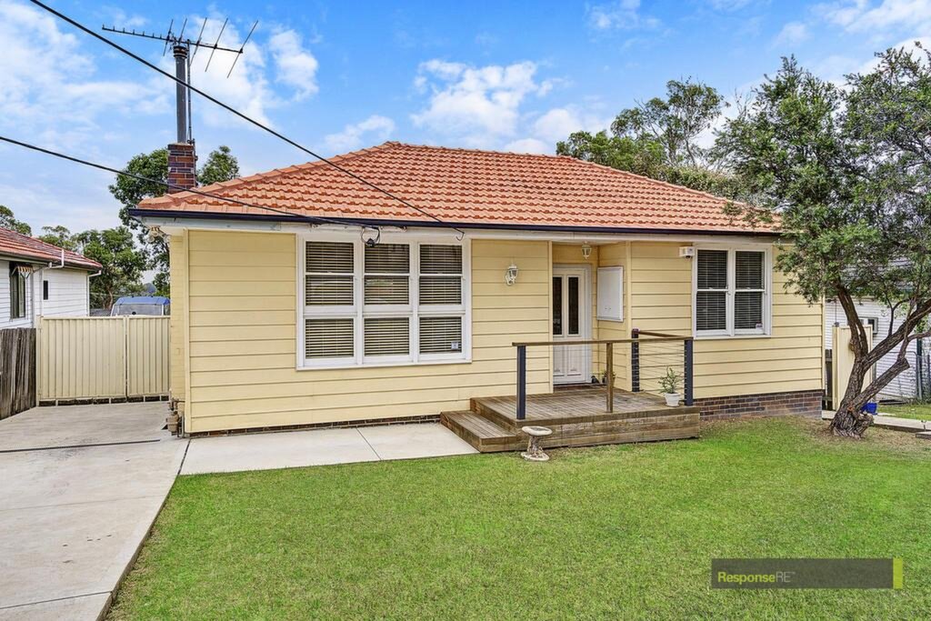 56 Lucas Road, Seven Hills Sold by ResponseRE Walsh Sullivan Northmead - image 1