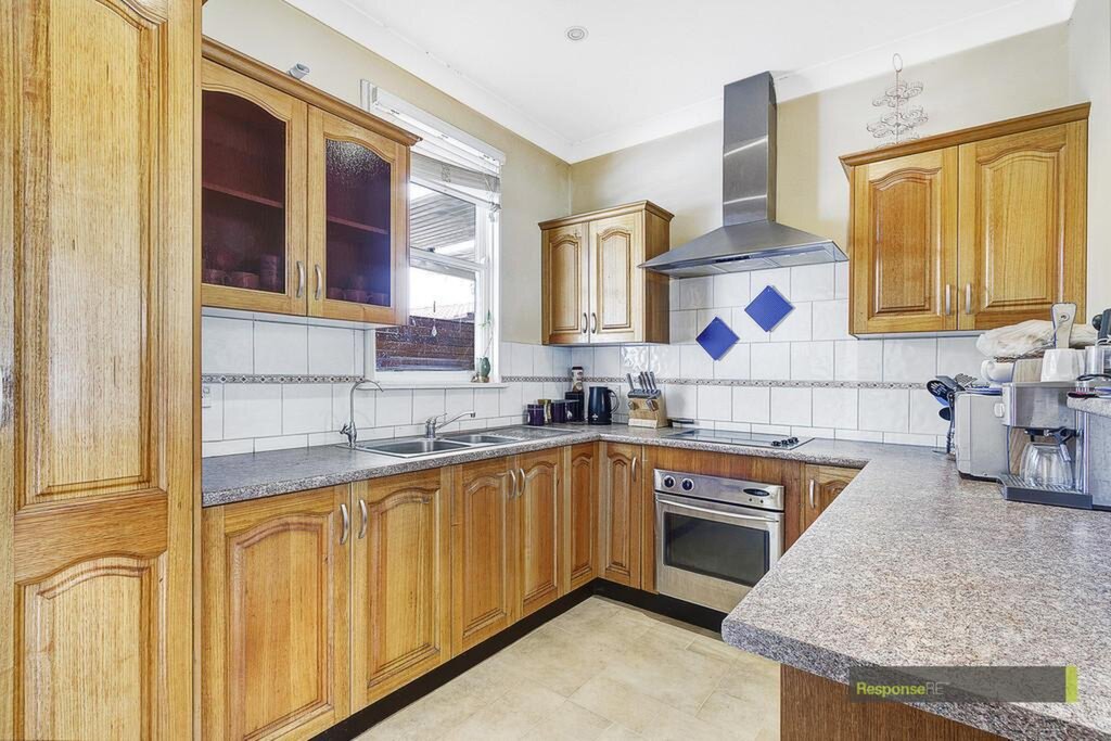 56 Lucas Road, Seven Hills Sold by ResponseRE Walsh Sullivan Northmead - image 1