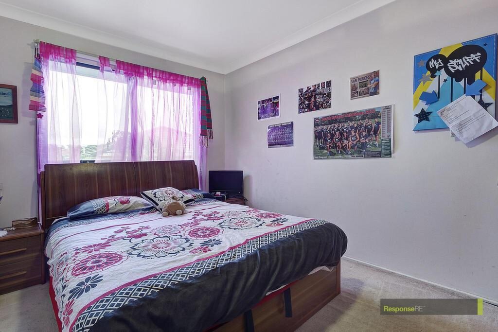 8 Boston Place, Toongabbie Sold by ResponseRE Walsh Sullivan Northmead - image 1