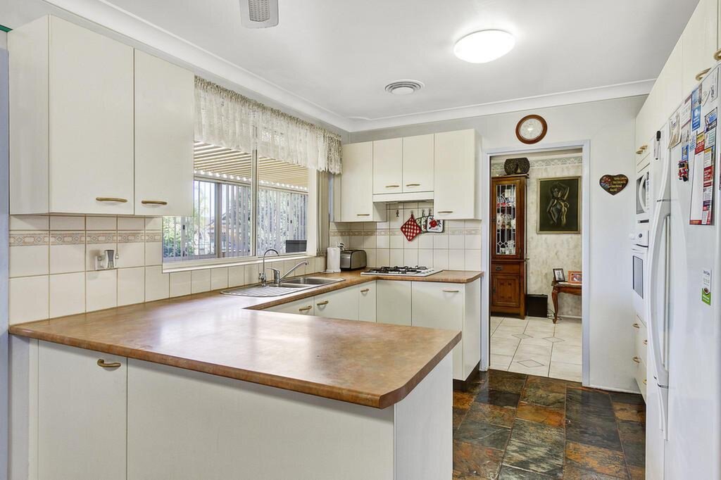 6 Bellotti Avenue, Winston Hills Sold by ResponseRE Walsh Sullivan Baulkham Hills - image 1