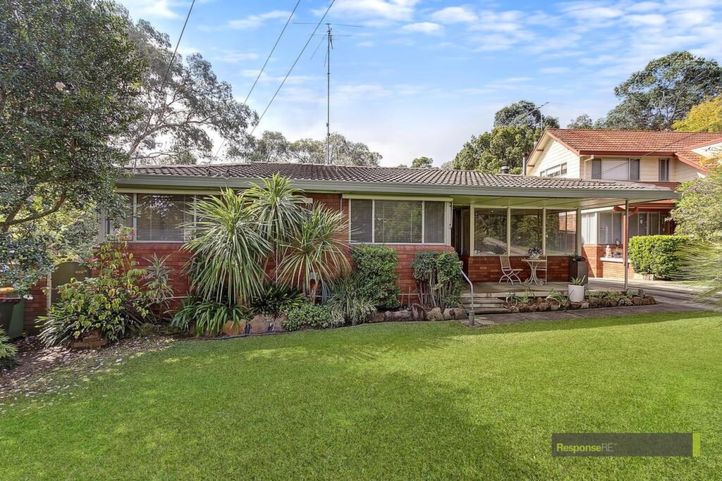 8 Liberty Way, Old Toongabbie Sold by ResponseRE Walsh Sullivan Baulkham Hills - image 1