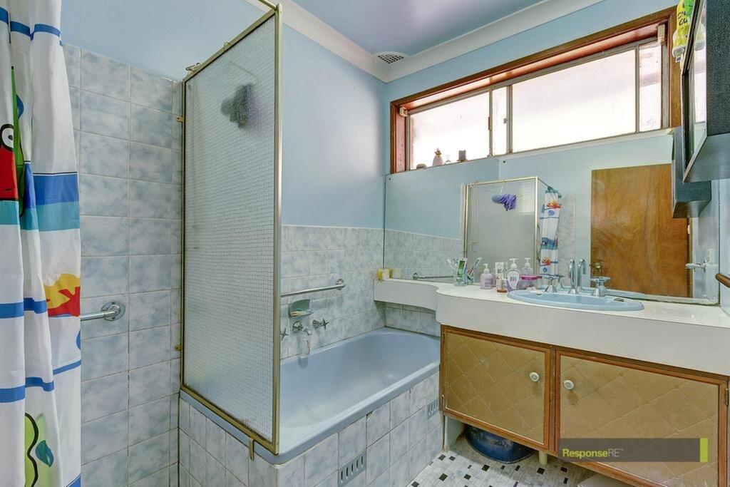 2 Dodson Crescent, Winston Hills Sold by ResponseRE Walsh Sullivan Northmead - image 1