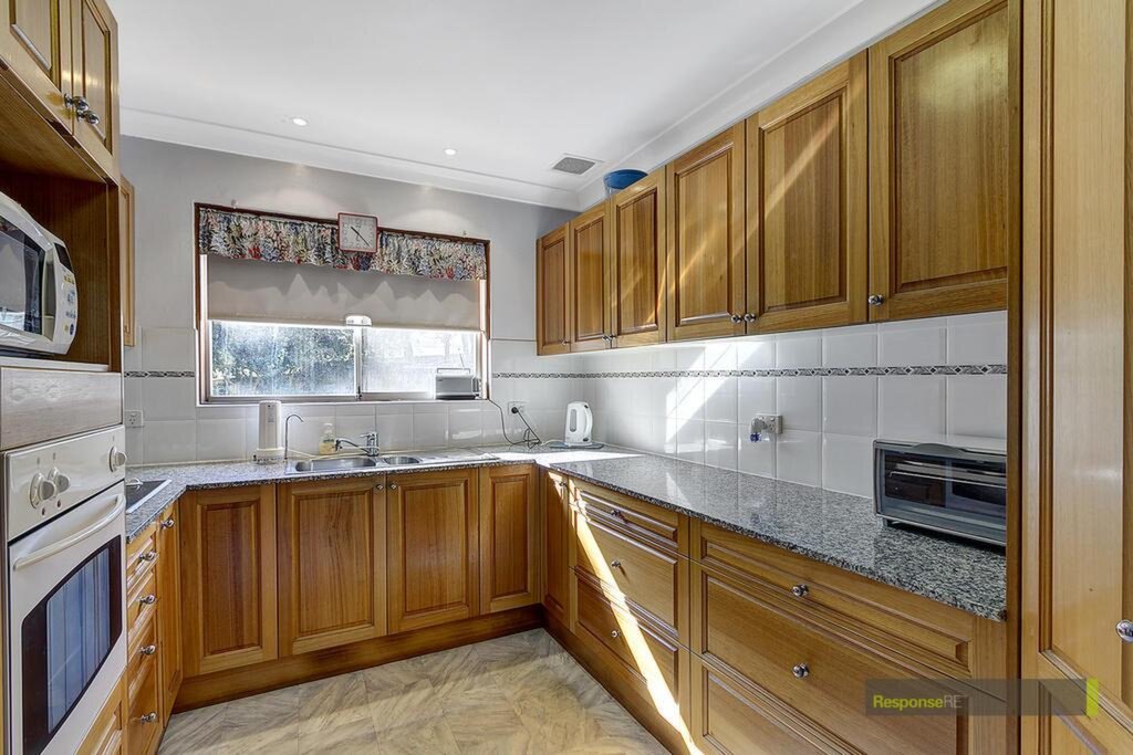 10 Hera Place, Winston Hills Sold by ResponseRE Walsh Sullivan Northmead - image 1