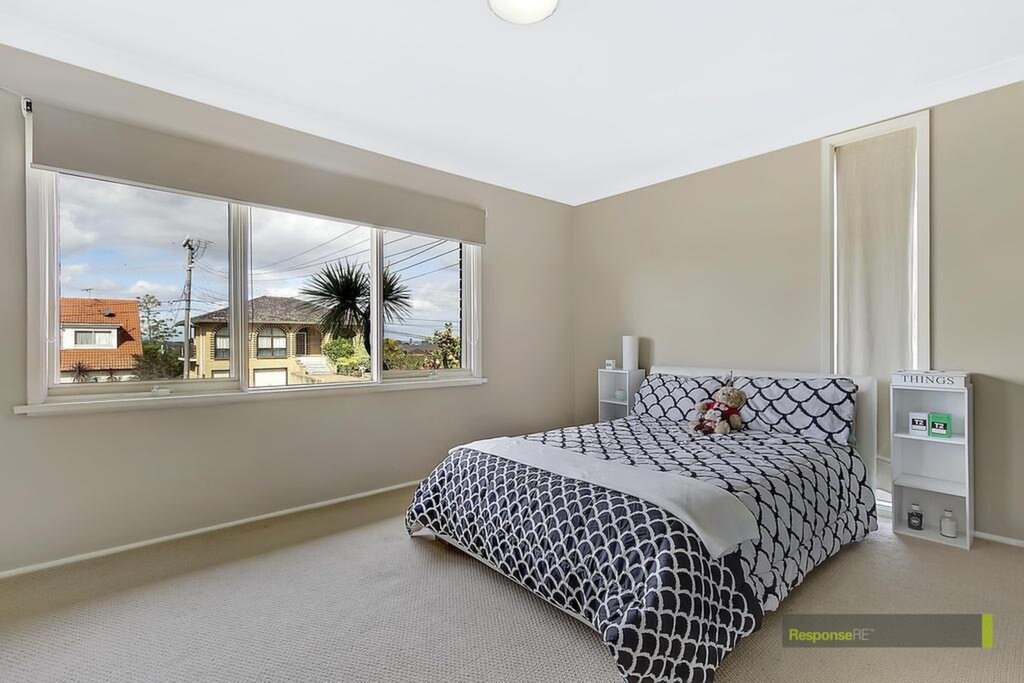 21 Rudyard Street, Winston Hills Sold by ResponseRE Walsh Sullivan Baulkham Hills - image 1