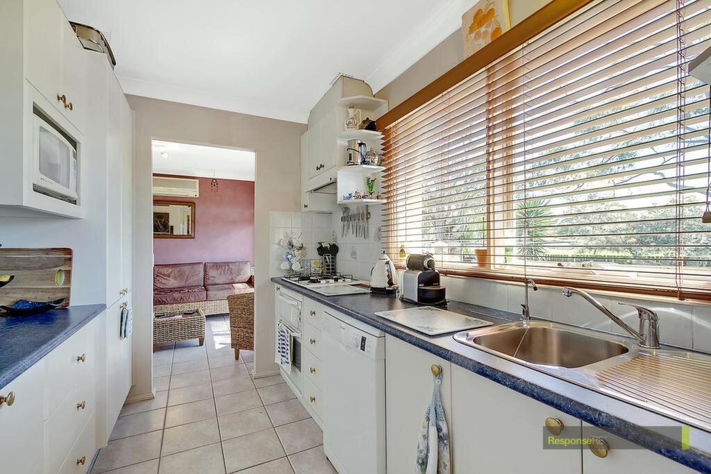 130 Caroline Chisholm Drive, Winston Hills Sold by ResponseRE Walsh Sullivan Northmead - image 1
