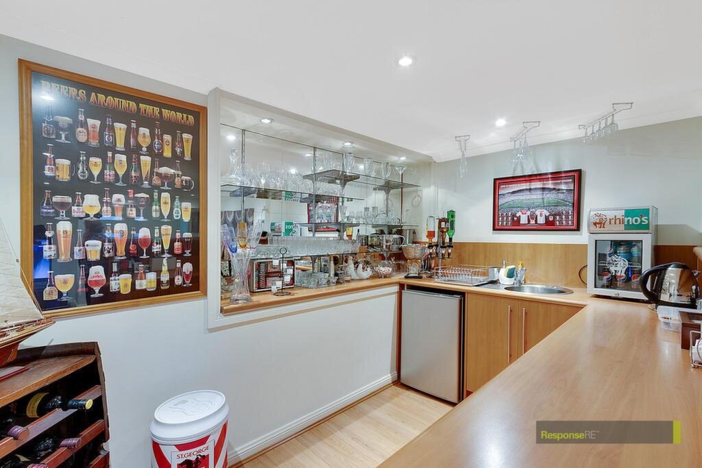 33 McEwan Avenue, Winston Hills Sold by ResponseRE Walsh Sullivan Northmead - image 1