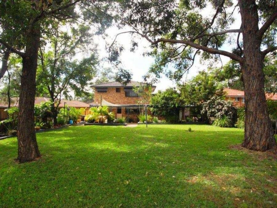 10 Robinson Place, Baulkham Hills Sold by ResponseRE Walsh Sullivan Northmead - image 1