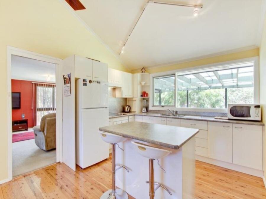 2 Carl Place, Kings Langley Sold by ResponseRE Walsh Sullivan Baulkham Hills - image 1