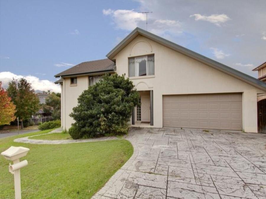 2A Roxburgh Place, Bella Vista Sold by ResponseRE Walsh Sullivan Baulkham Hills - image 1