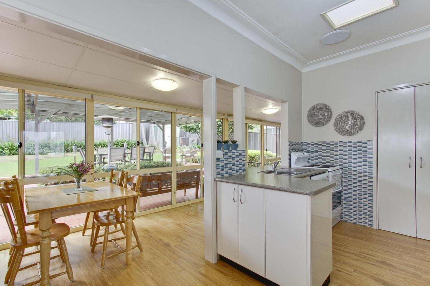 48 Yvonne Street, Seven Hills Sold by ResponseRE Walsh Sullivan Northmead - image 1