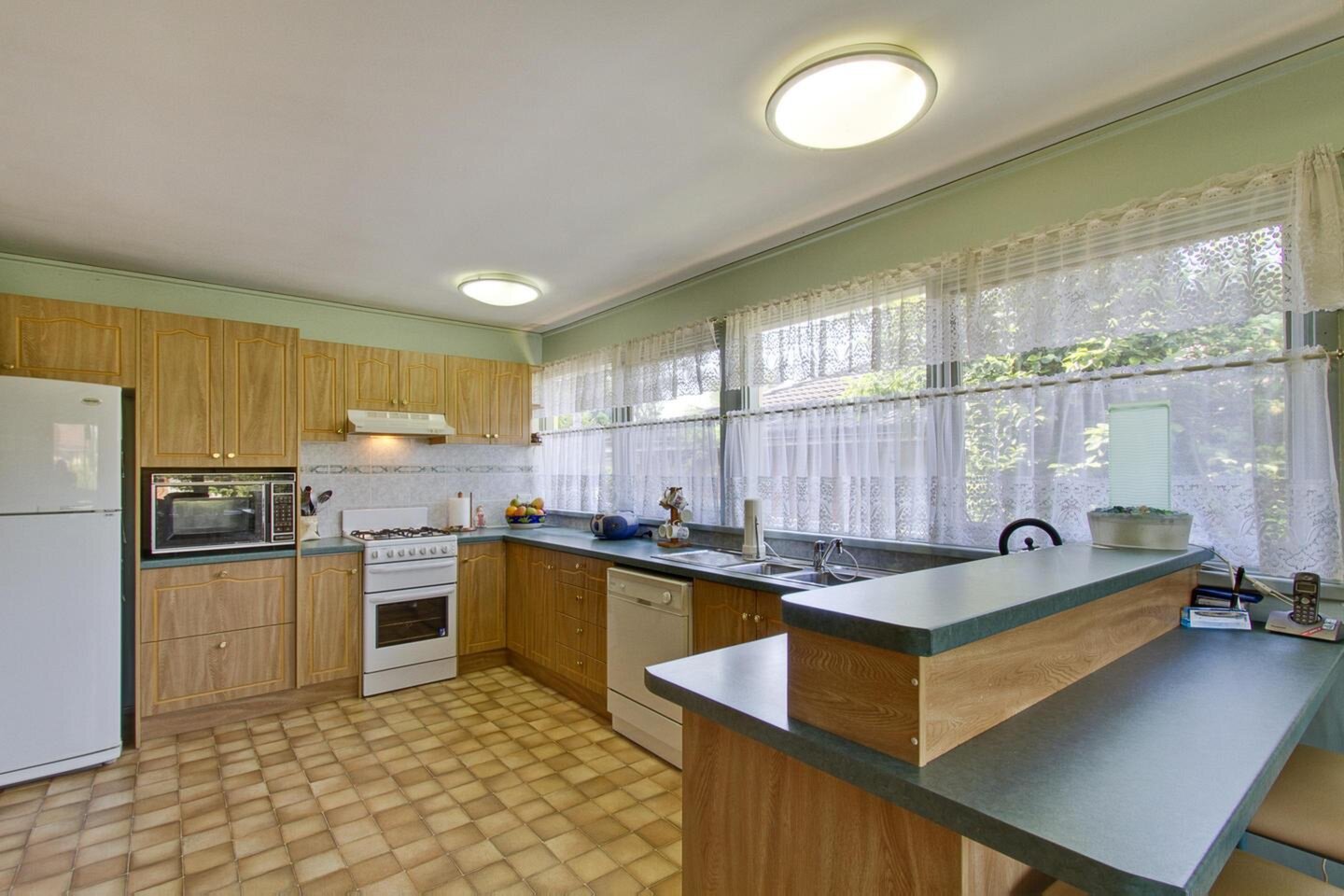 3 Model Farms Road, Winston Hills Sold by ResponseRE Walsh Sullivan Baulkham Hills - image 1