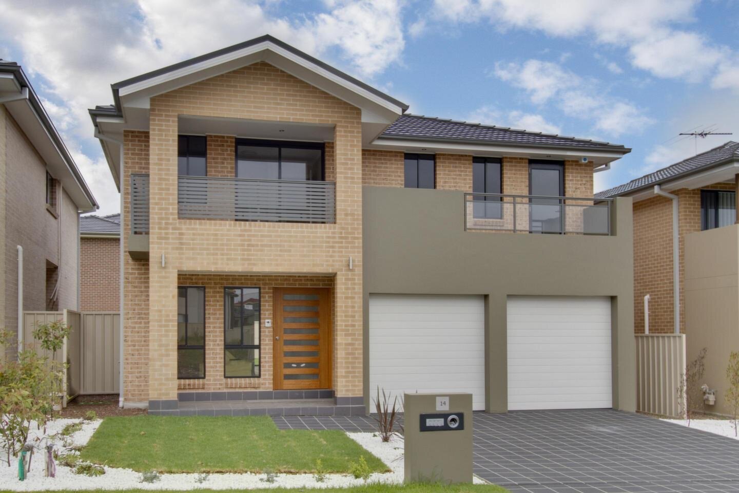 14 Hoya Way, Glenwood Sold by ResponseRE Walsh Sullivan Baulkham Hills - image 1