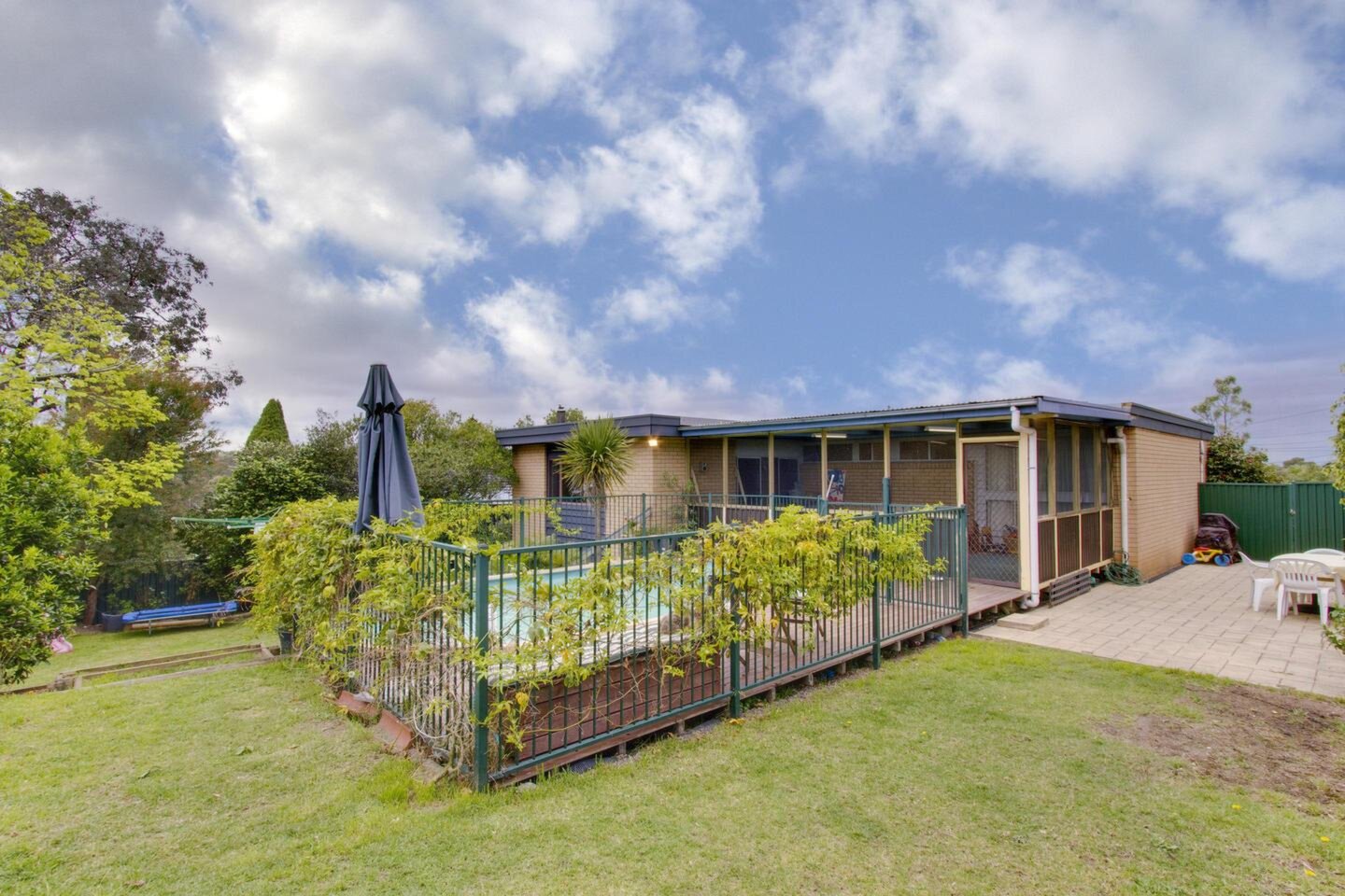 26 Bogan Avenue, Baulkham Hills Sold by ResponseRE Walsh Sullivan Northmead - image 1