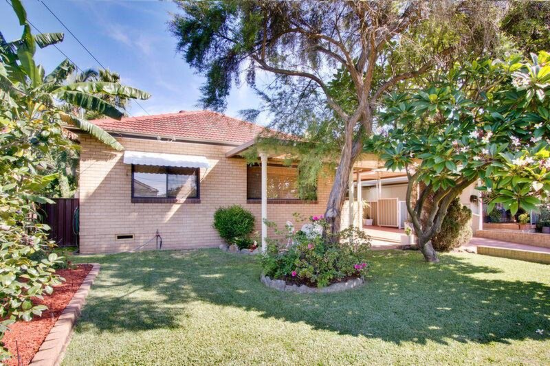 22 Merryl Avenue, Old Toongabbie Sold by ResponseRE Walsh Sullivan Northmead - image 1