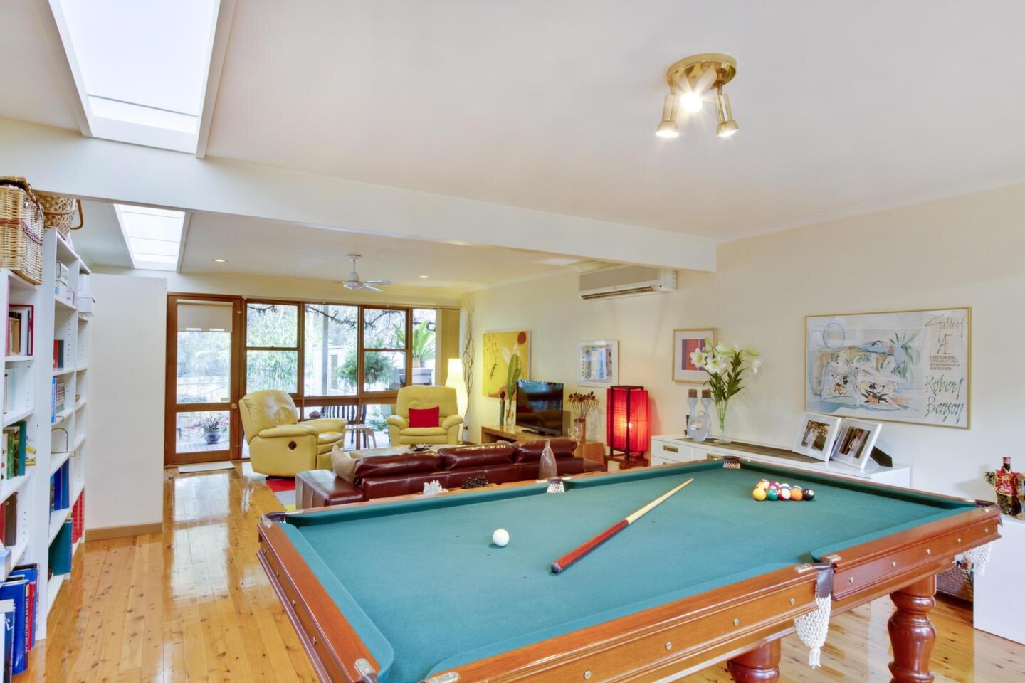 9 Wood Ridge Place, Baulkham Hills Sold by ResponseRE Walsh Sullivan Northmead - image 1