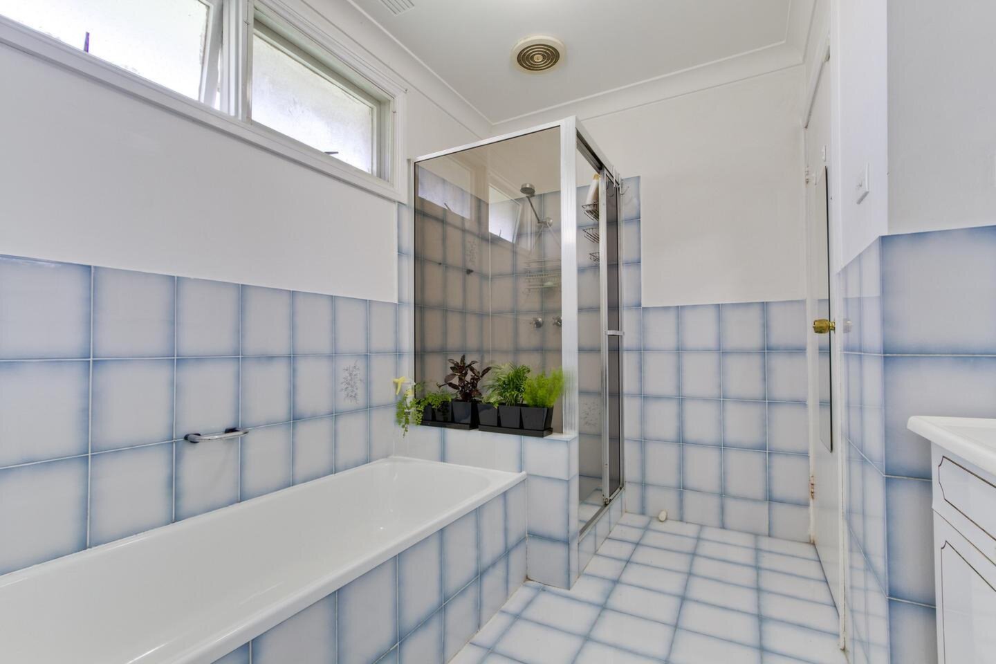 60 Lanhams Road, Winston Hills Sold by ResponseRE Walsh Sullivan Northmead - image 1