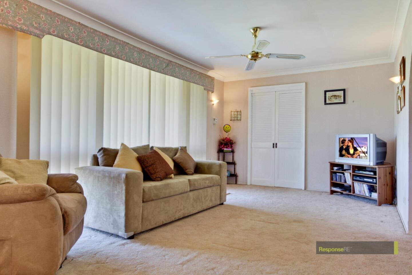 4 Eden Place, Winston Hills Sold by ResponseRE Walsh Sullivan Northmead - image 1