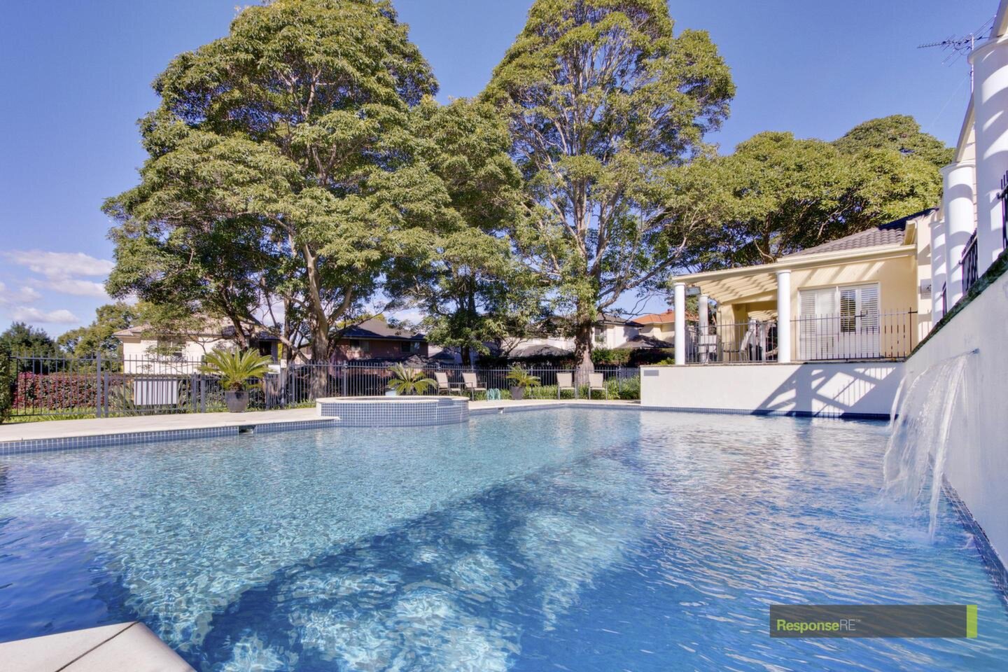 22 Brooklyn Crescent, Carlingford Sold by ResponseRE Walsh Sullivan Northmead - image 1