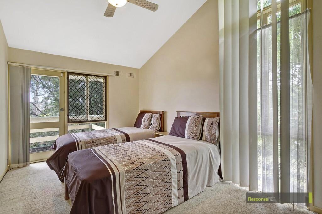 2 Oxley Avenue, Castle Hill Sold by ResponseRE Walsh Sullivan Northmead - image 1