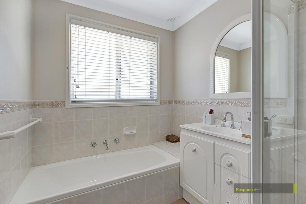 11 Batavia Place, Baulkham Hills Sold by ResponseRE Walsh Sullivan Northmead - image 1