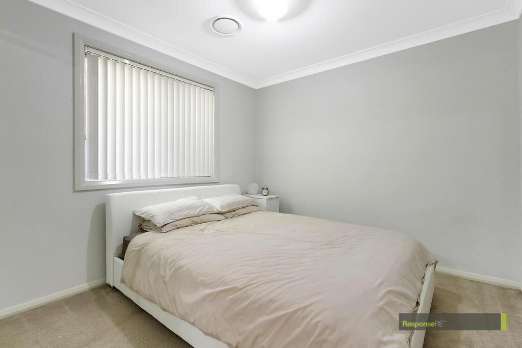3 Hude Place, Stanhope Gardens Sold by ResponseRE Walsh Sullivan Northmead - image 1
