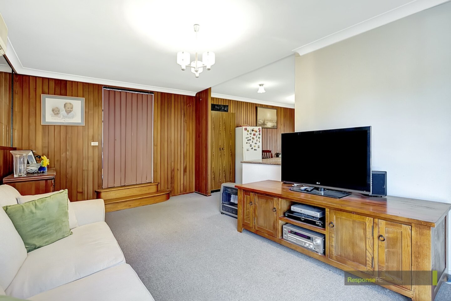 17 Carmel Place, Winston Hills Sold by ResponseRE Walsh Sullivan Northmead - image 1
