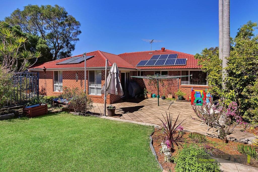 4 Fuchsia Court, Baulkham Hills Sold by ResponseRE Walsh Sullivan Northmead - image 1