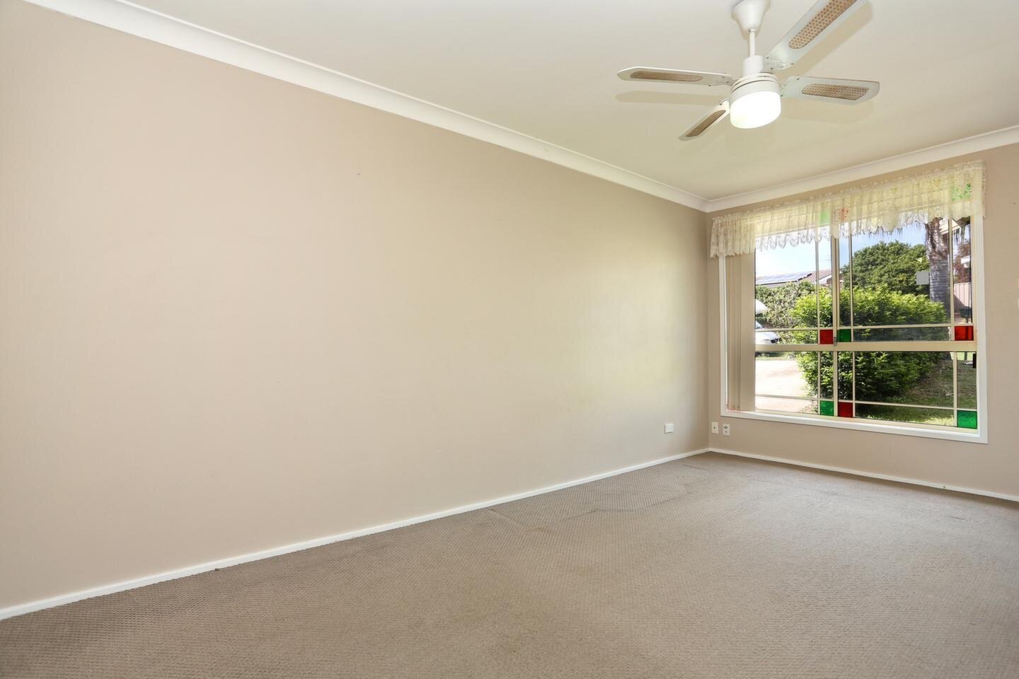 23 Kenneth Slessor Drive, Glenmore Park Sold by Response Real Estate Penrith - image 1