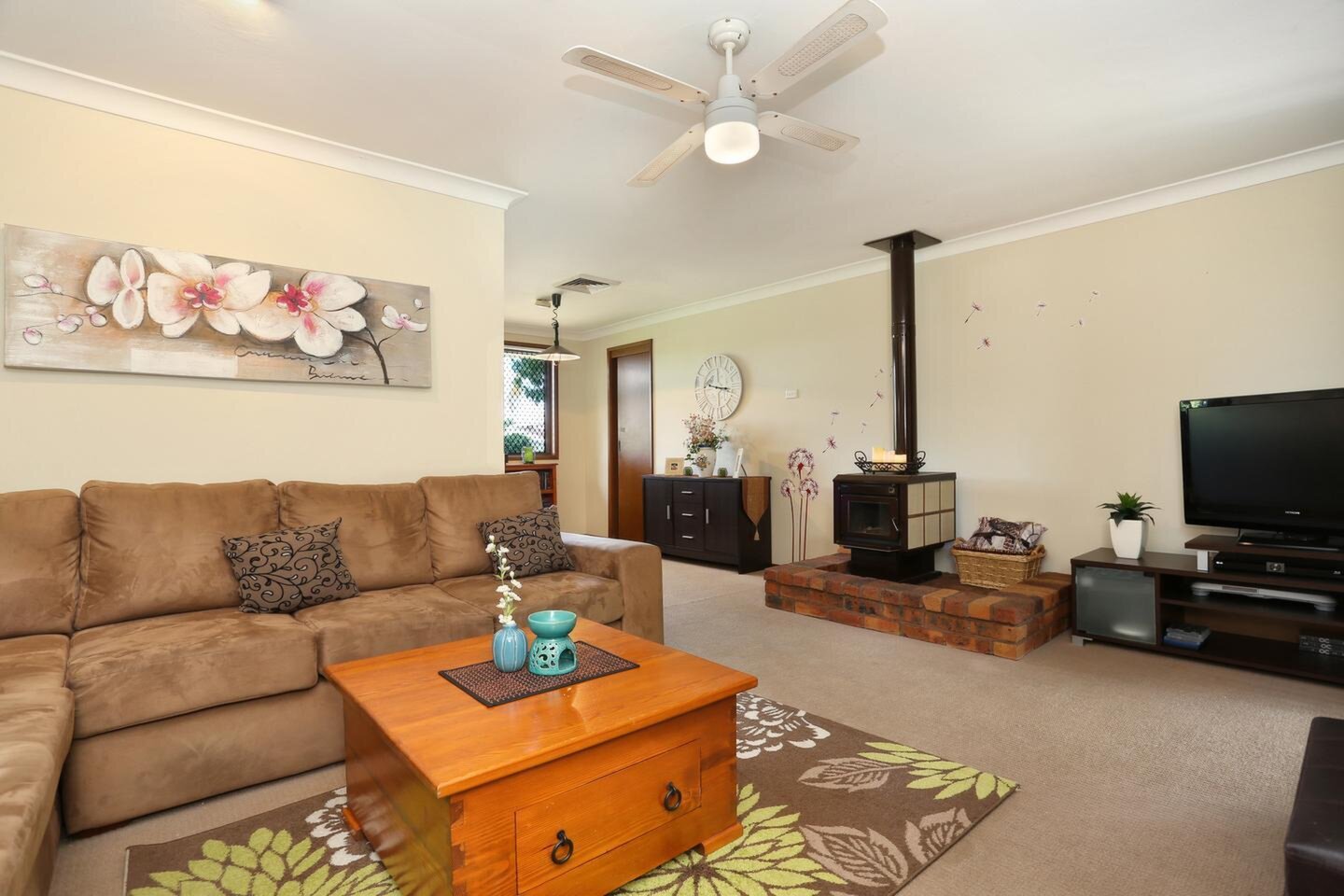 54 Wardell Drive, South Penrith Sold by Response Real Estate Penrith - image 1