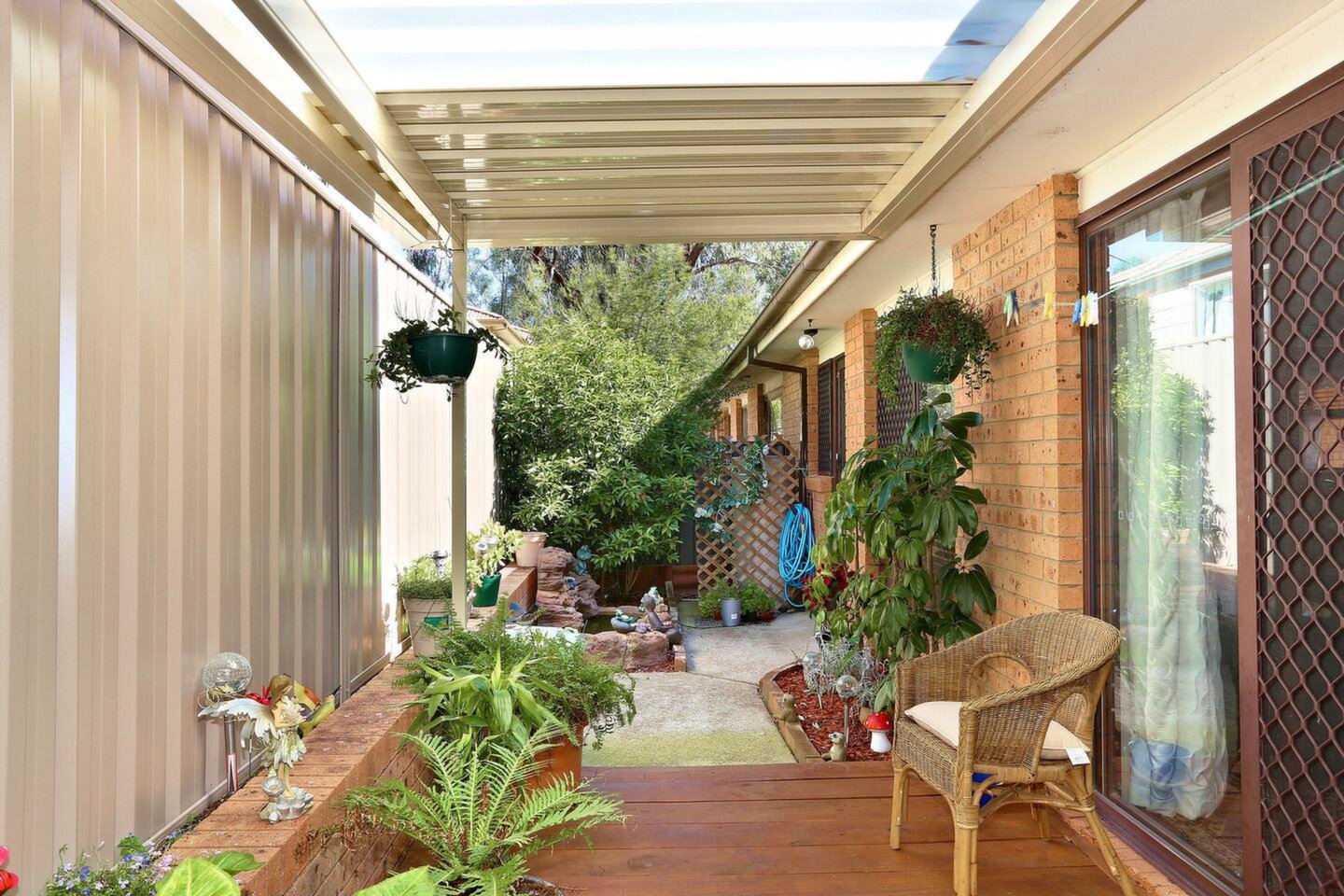 17/160 Maxwell Street, South Penrith Sold by Response Real Estate Penrith - image 1
