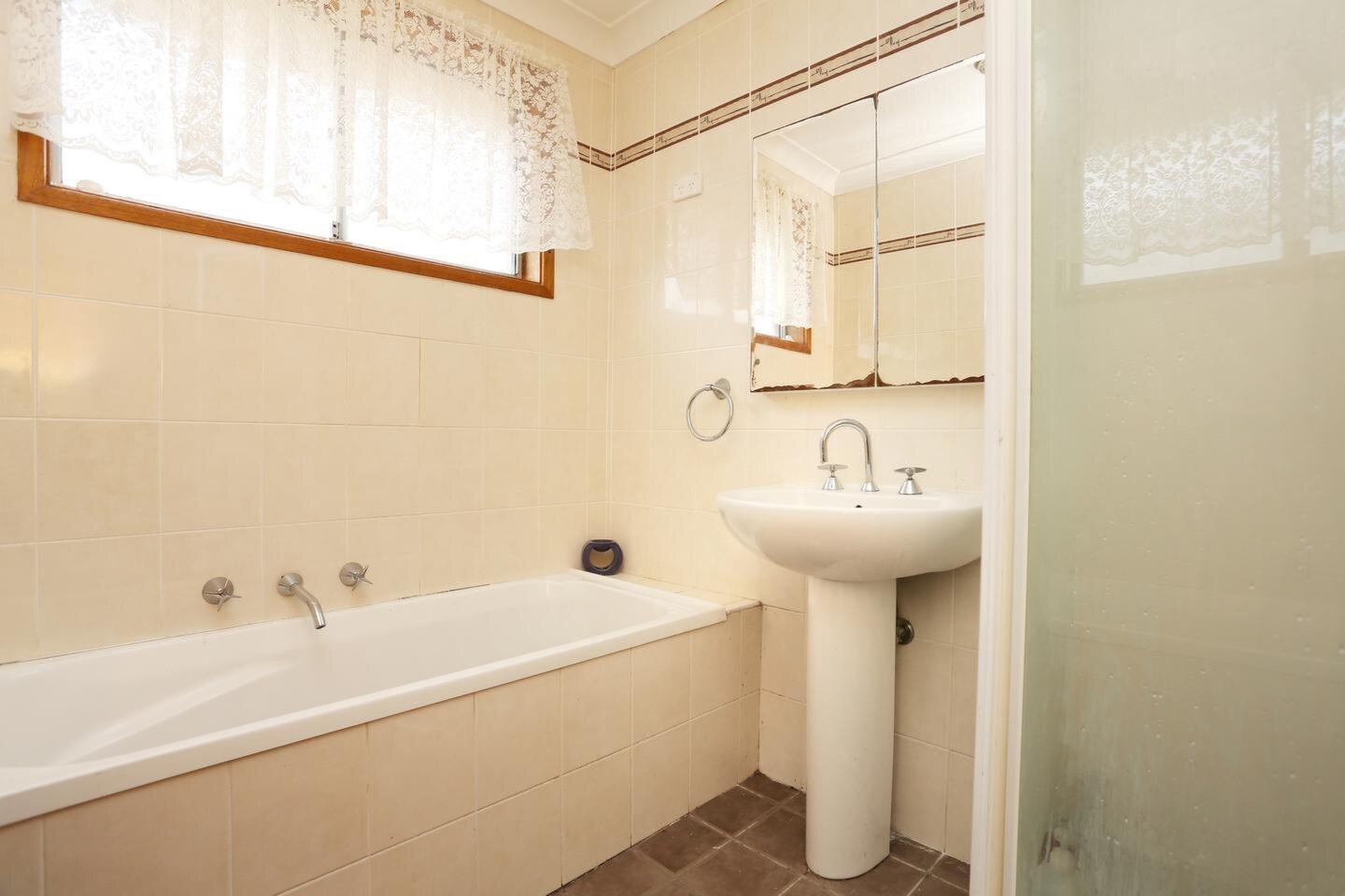64 Tukara Road, South Penrith Sold by Response Real Estate Penrith - image 1