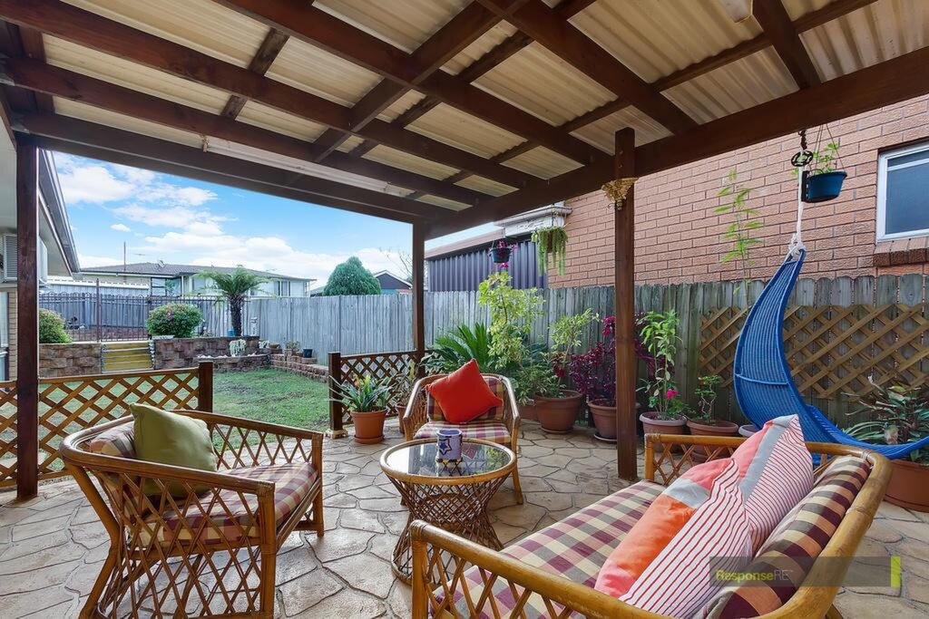 34 Model Farms Road, Winston Hills Sold by ResponseRE Walsh Sullivan Northmead - image 1