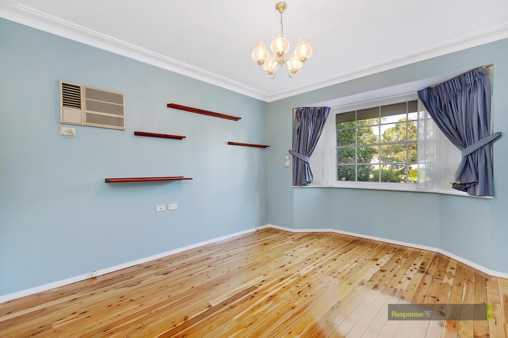 37 Glanmire Road, Baulkham Hills Sold by ResponseRE Walsh Sullivan Northmead - image 1