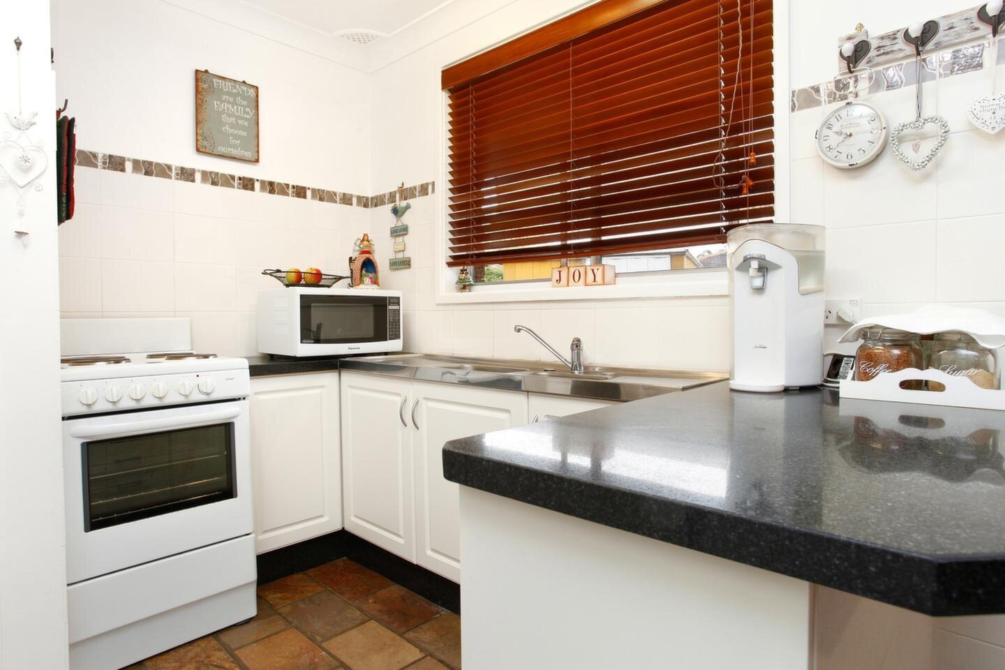 7 Gira Place, Dharruk Sold by Response Real Estate Penrith - image 1