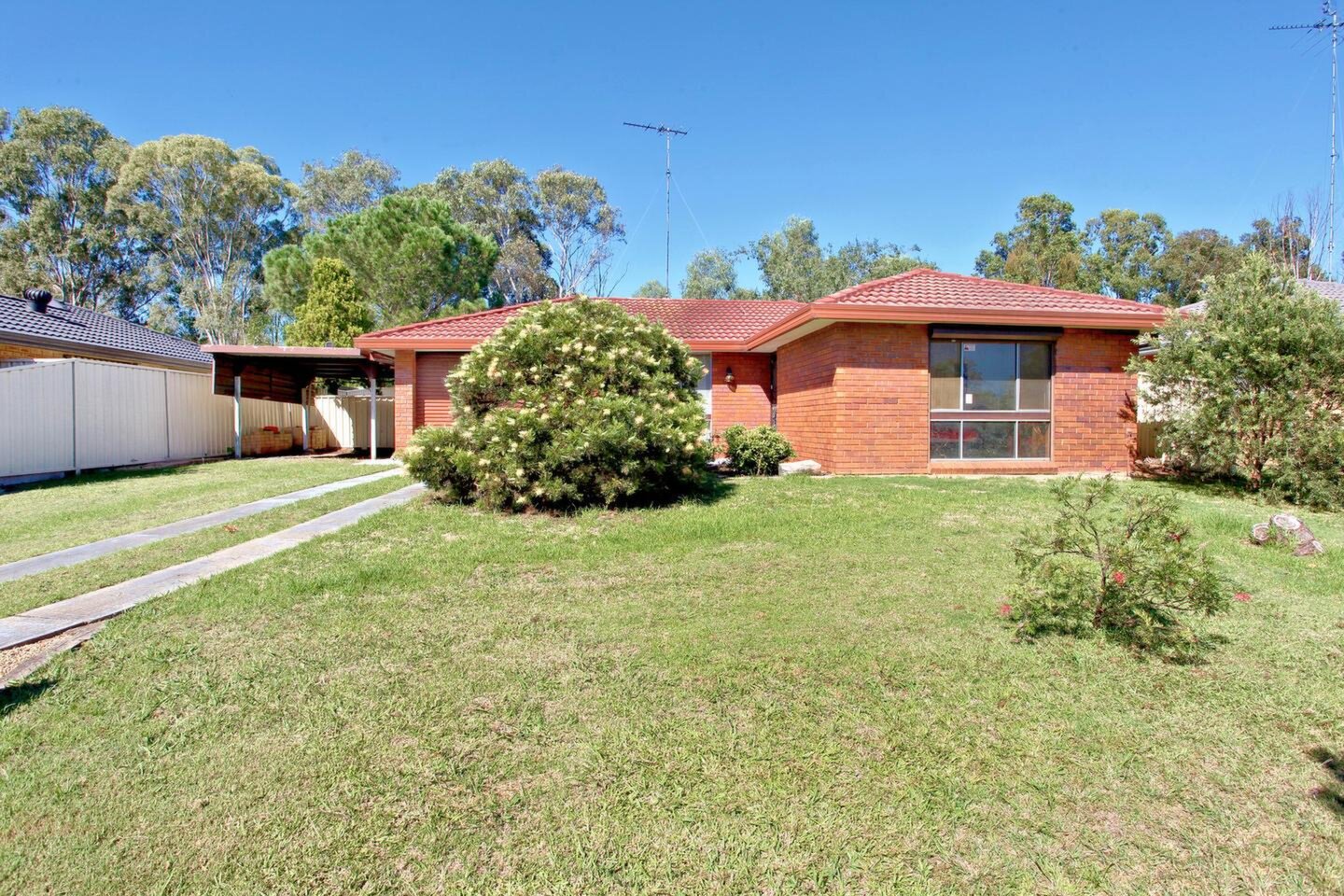 17 Pebworth Place, South Penrith Sold by Response Real Estate Penrith - image 1