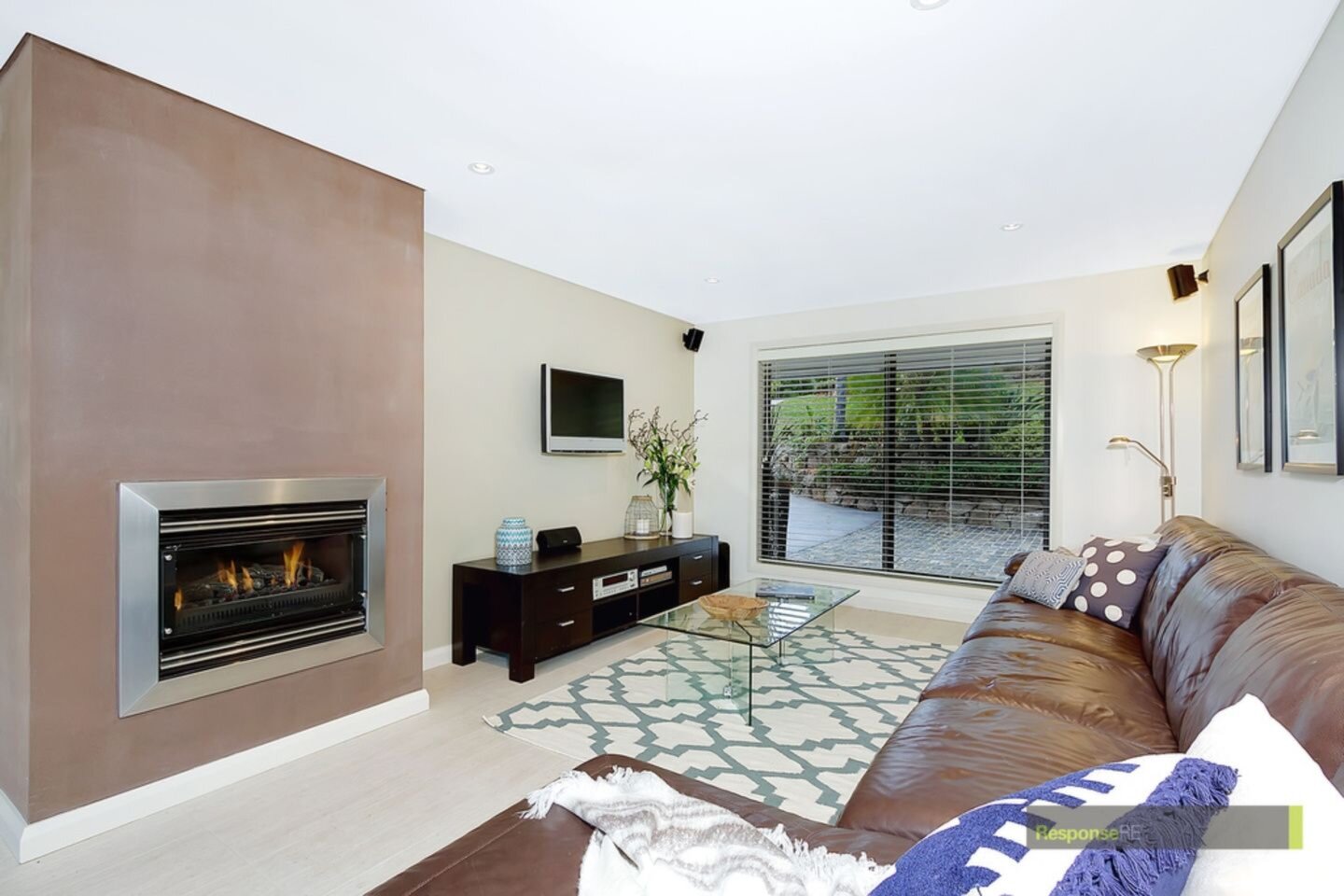 19 Andrew Place, North Rocks Sold by ResponseRE Walsh Sullivan Northmead - image 1