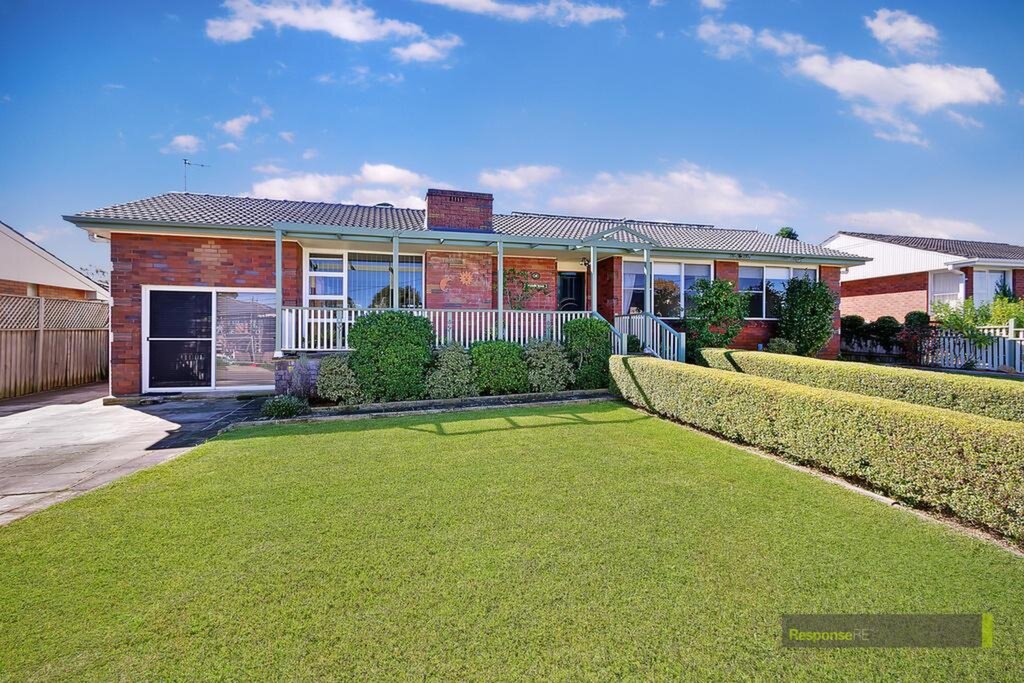 10 Bundilla Avenue, Winston Hills Sold by ResponseRE Walsh Sullivan Baulkham Hills - image 1