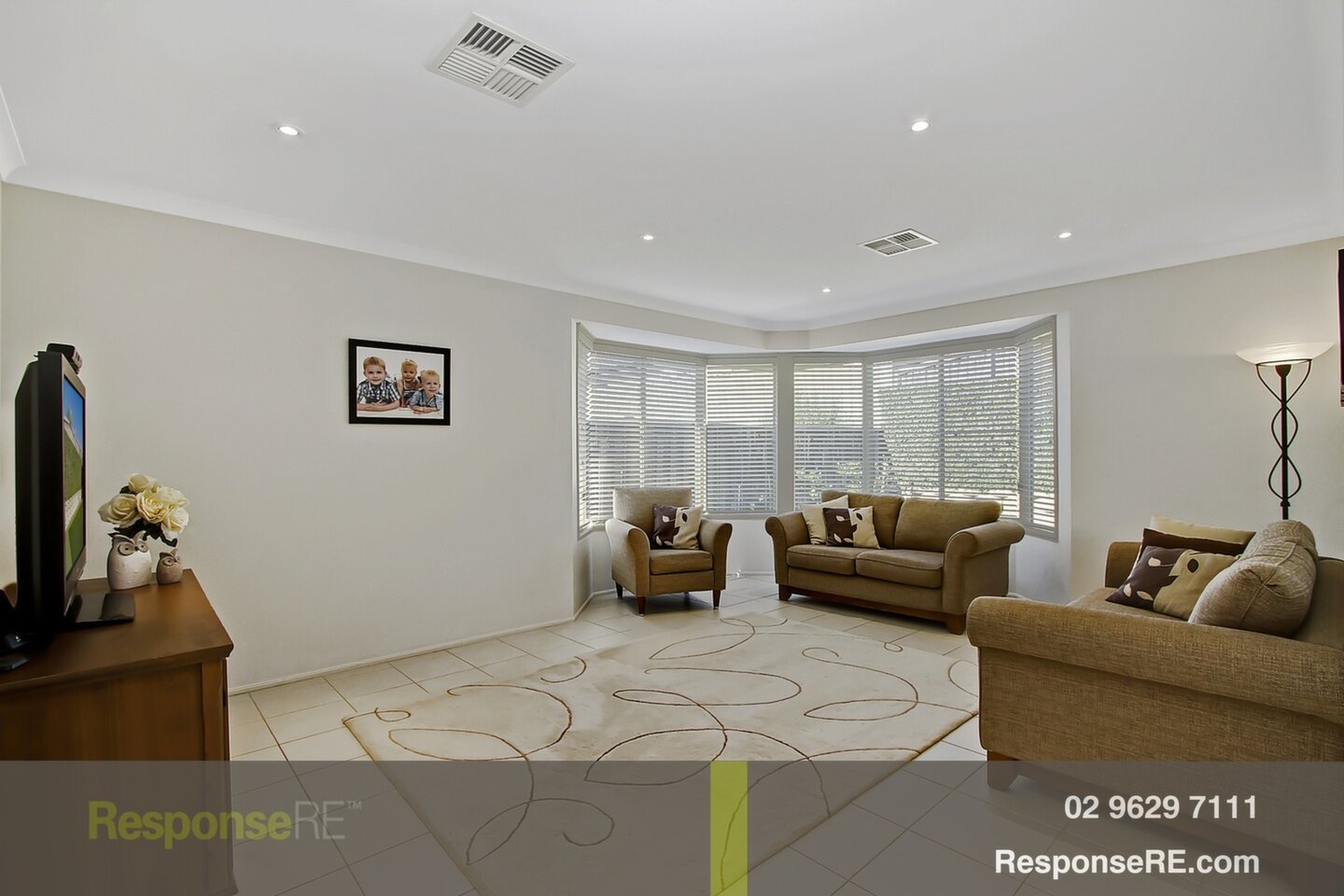 10 Clementine Street, Parklea Sold by ResponseRE - image 1