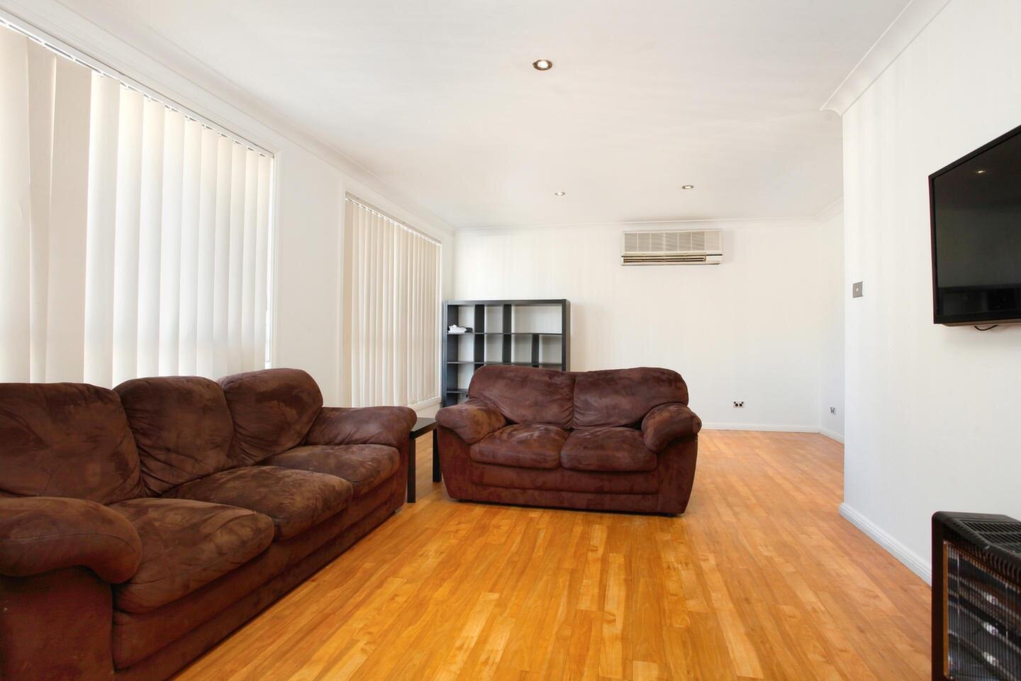 2/17 Pembroke Street, Cambridge Park Sold by ResponseRE - image 1