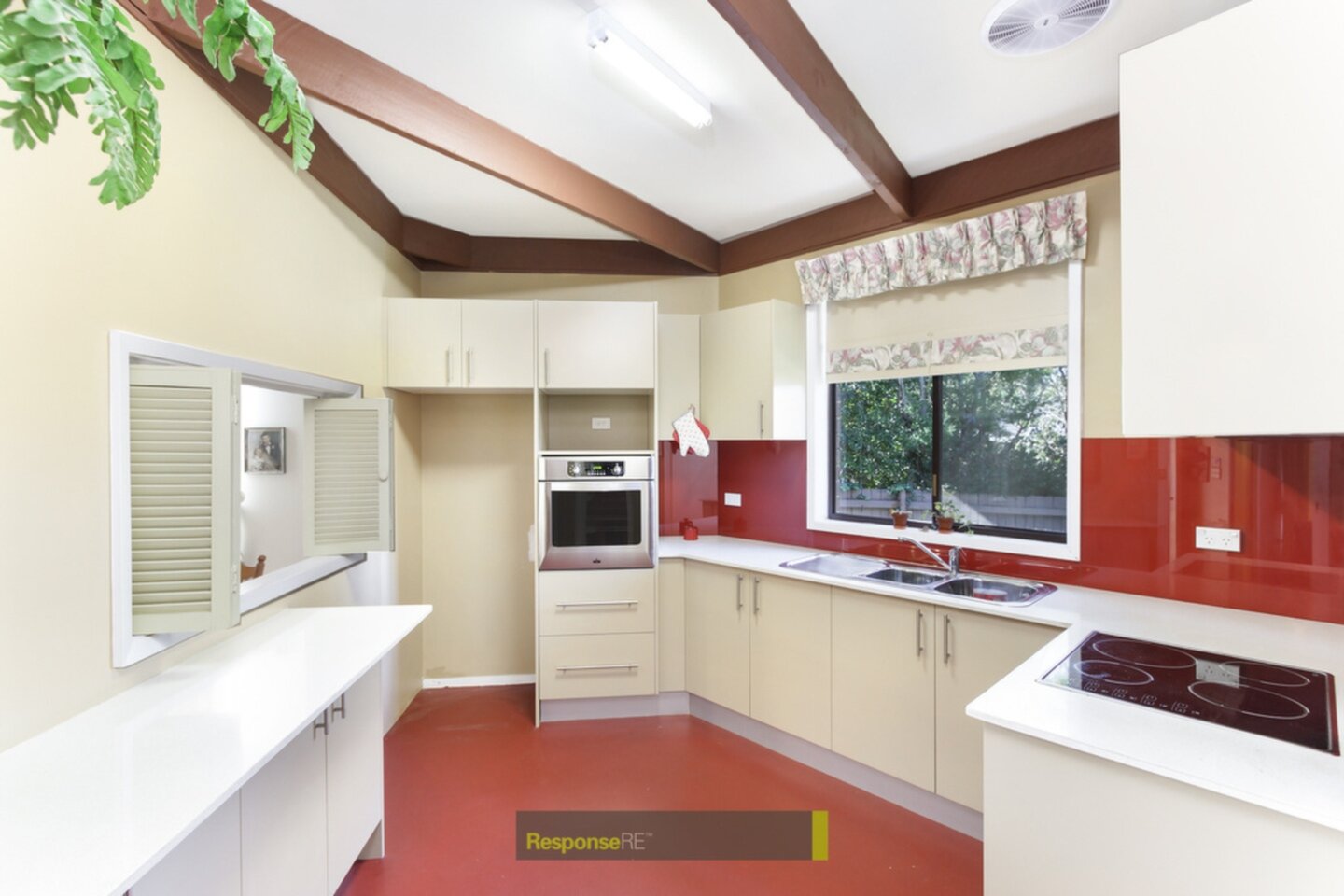 48 Rondelay Drive, Castle Hill Sold by ResponseRE Walsh Sullivan Northmead - image 1